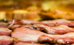Did you know that on September 3rd, we celebrate the International Bacon Day. Image: Shutterstock